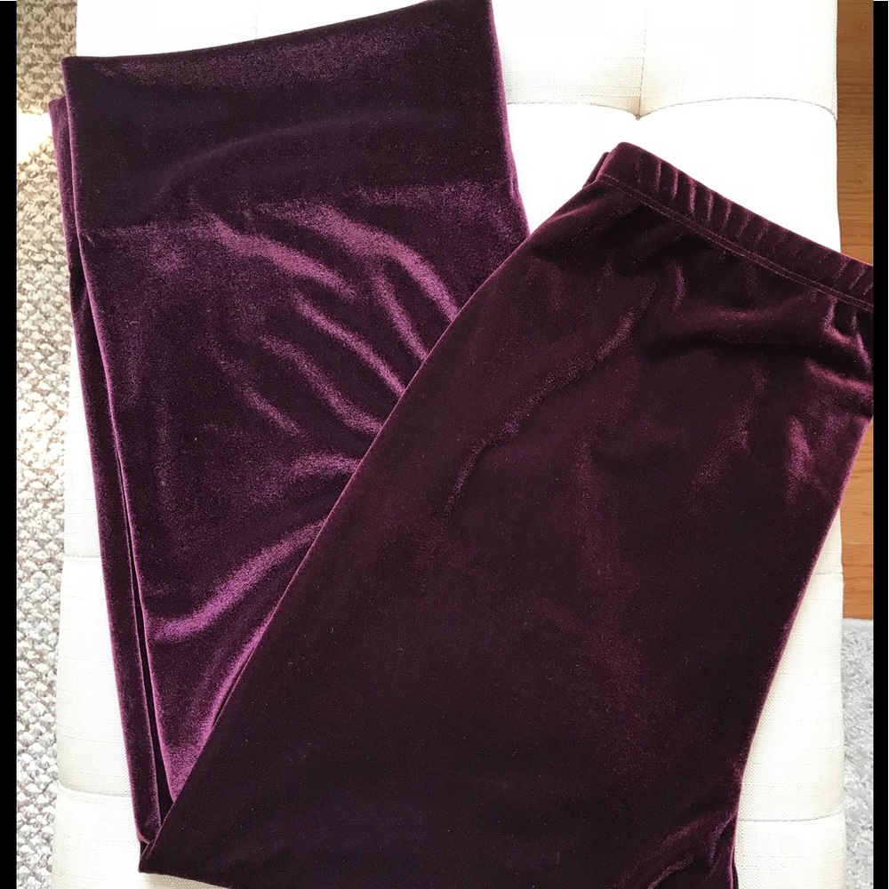 💥 Chico’s Travelers- velour pants